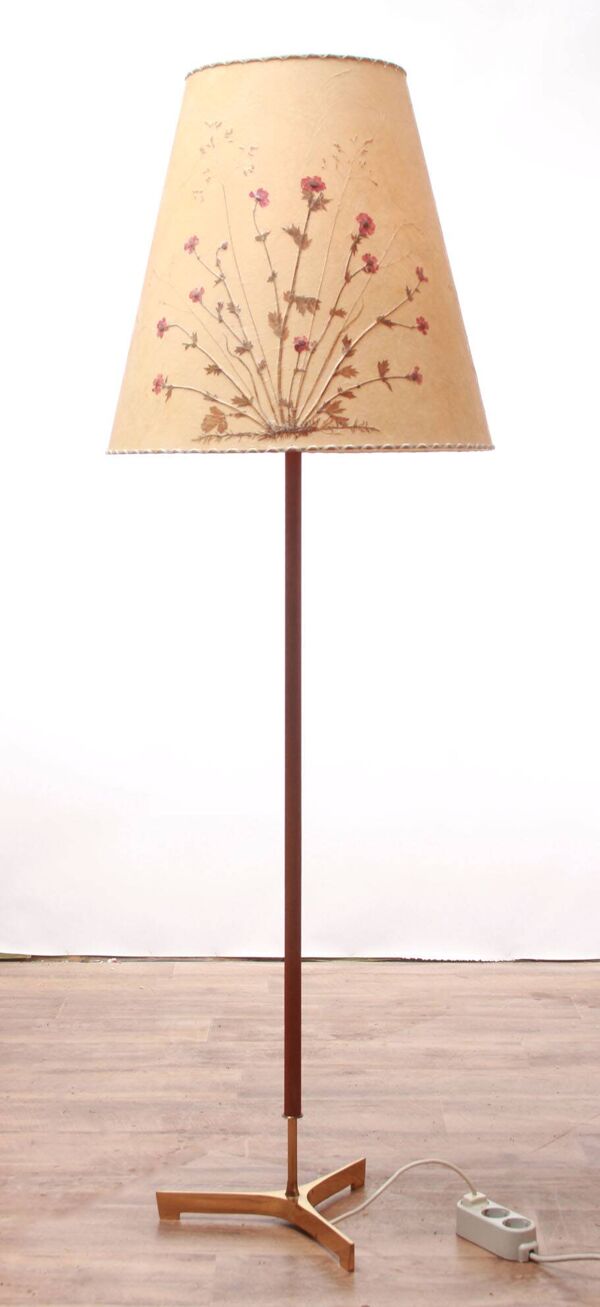 Lampadaire des années 1950 en laiton et teck/abat-jour avec motif floral