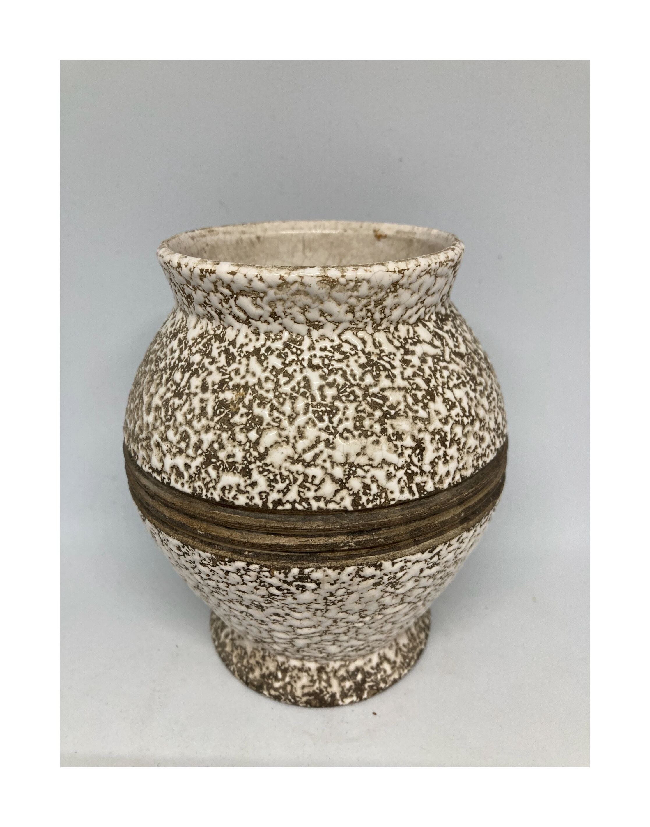Vase en émail crispé