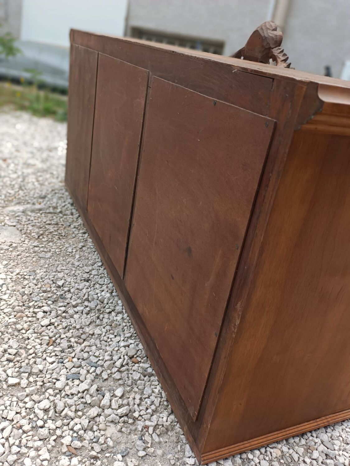 Vessel year 30 to hang