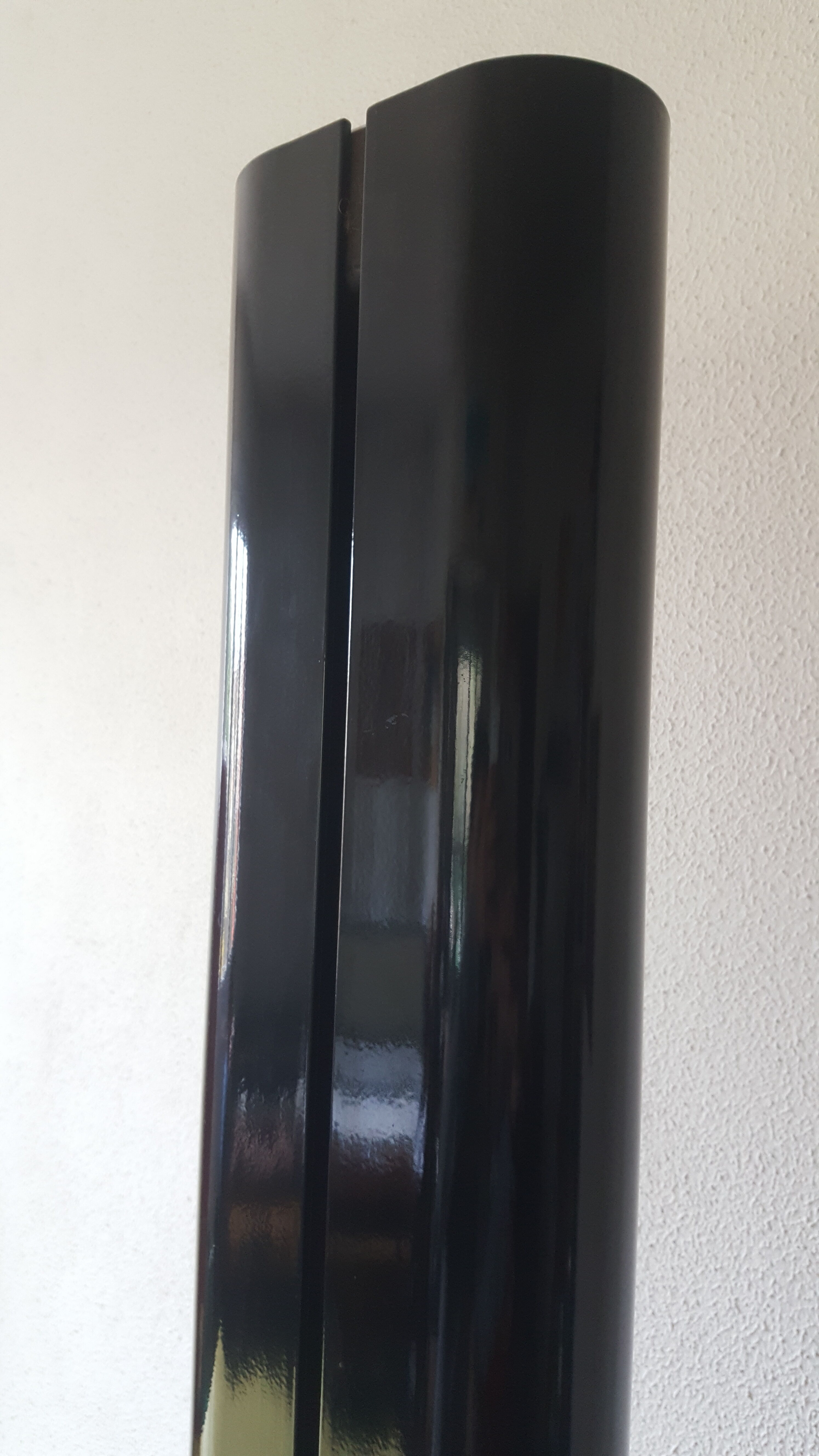 Italian design floor lamp Megaron by Gianfranco Frattini for Artemide