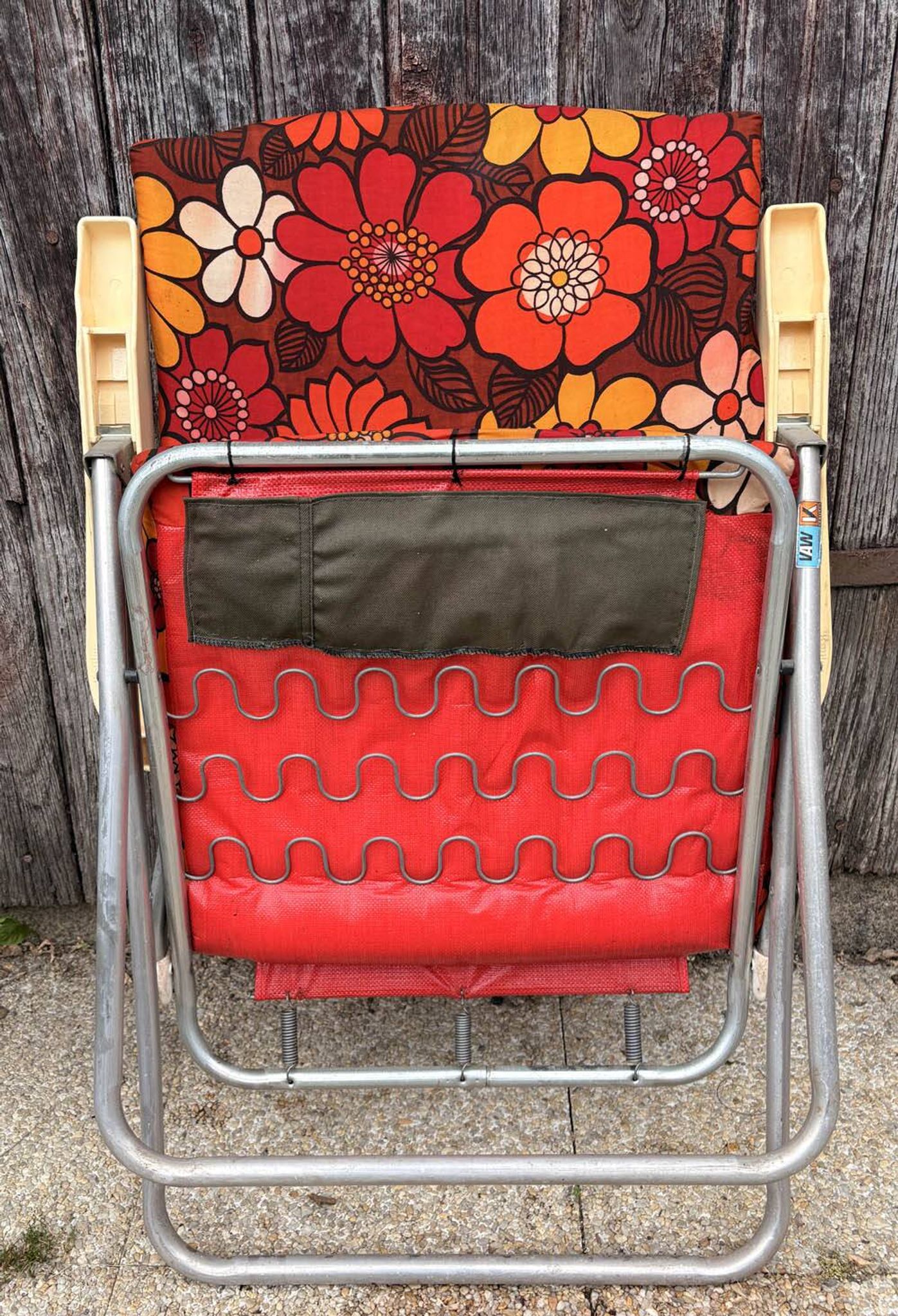 Vintage 1970s Kettler folding chair – pop floral print & structure
