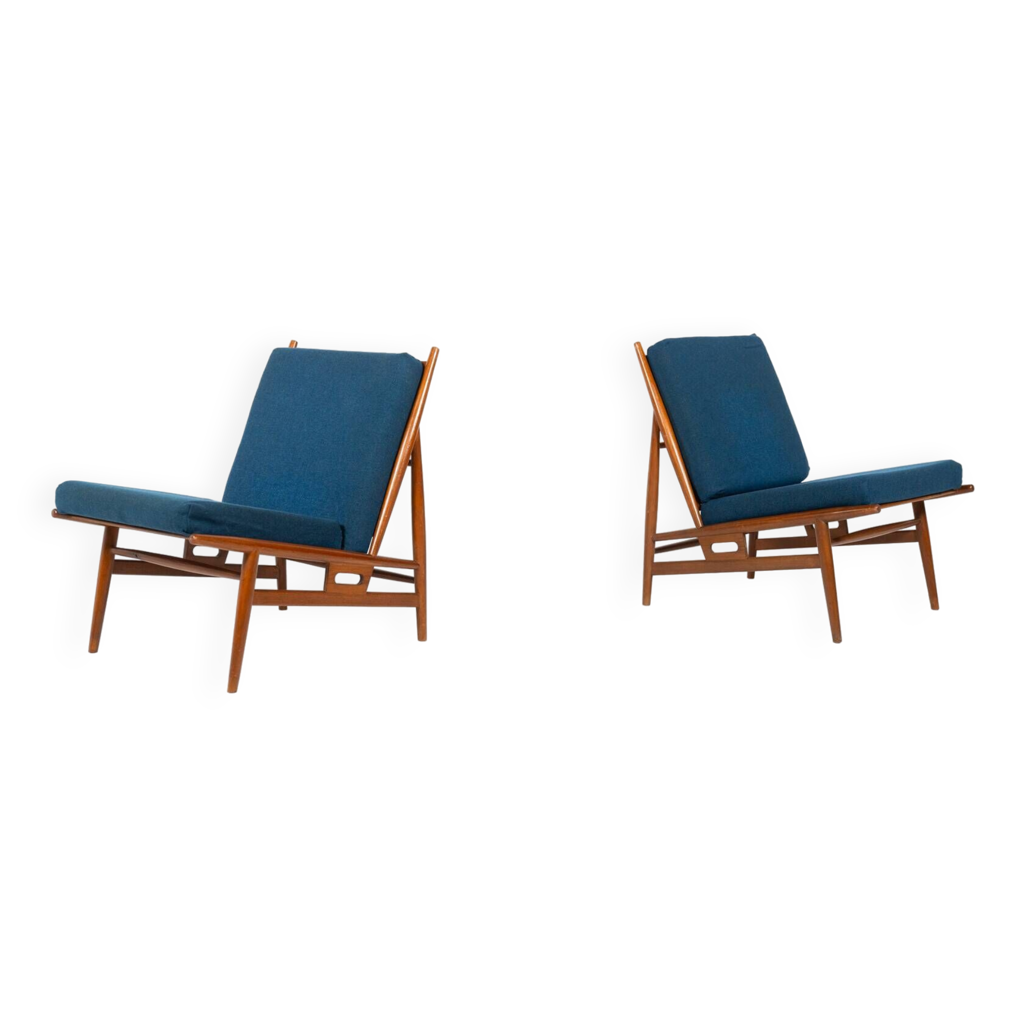 Mid-Century Modern Pair of Armchairs by Isa, Italy, 1960s