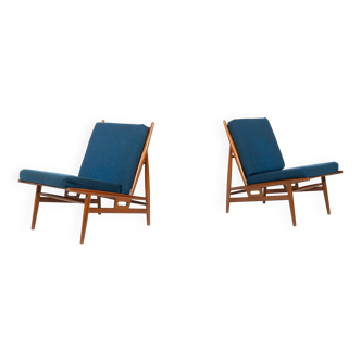 Mid-Century Modern Pair of Armchairs by Isa, Italy, 1960s