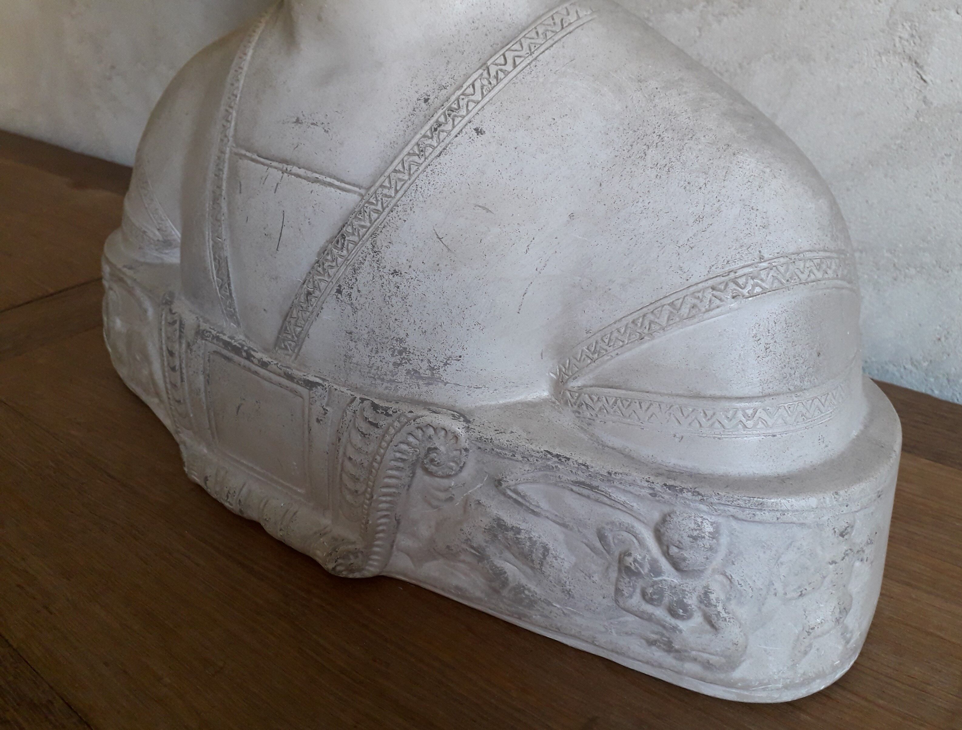 Buste en plâtre de femme ateliers du Louvre