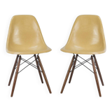 Paire (2) de chaises Herman Miller Vintage Eames DSW Side Shell couleur ocre clair