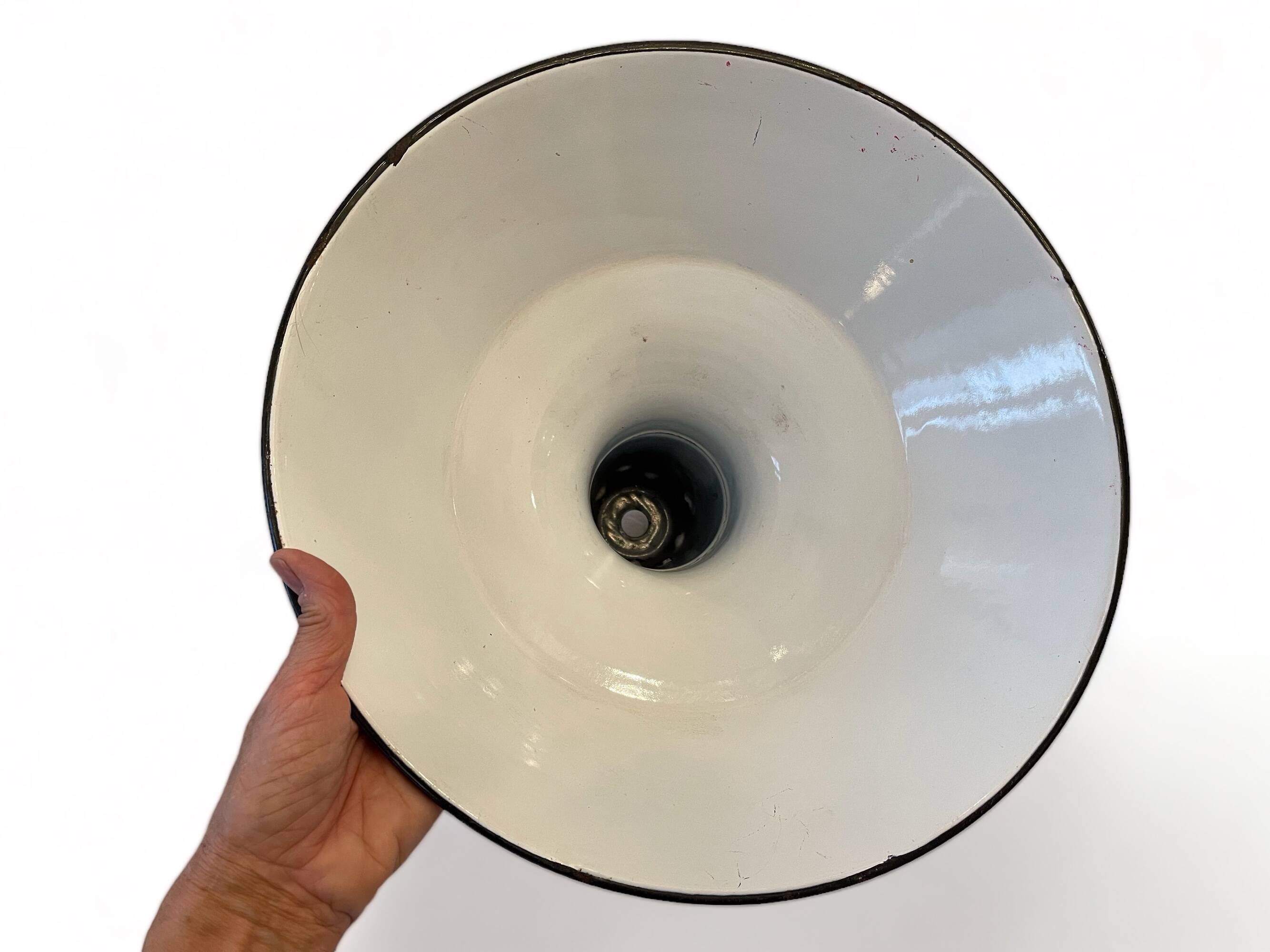 Lampshade in enamelled sheet metal 1950, industrial decoration, n2