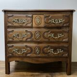 Petite Commode  Dite " Parisienne " En Noyer Et Hêtre .