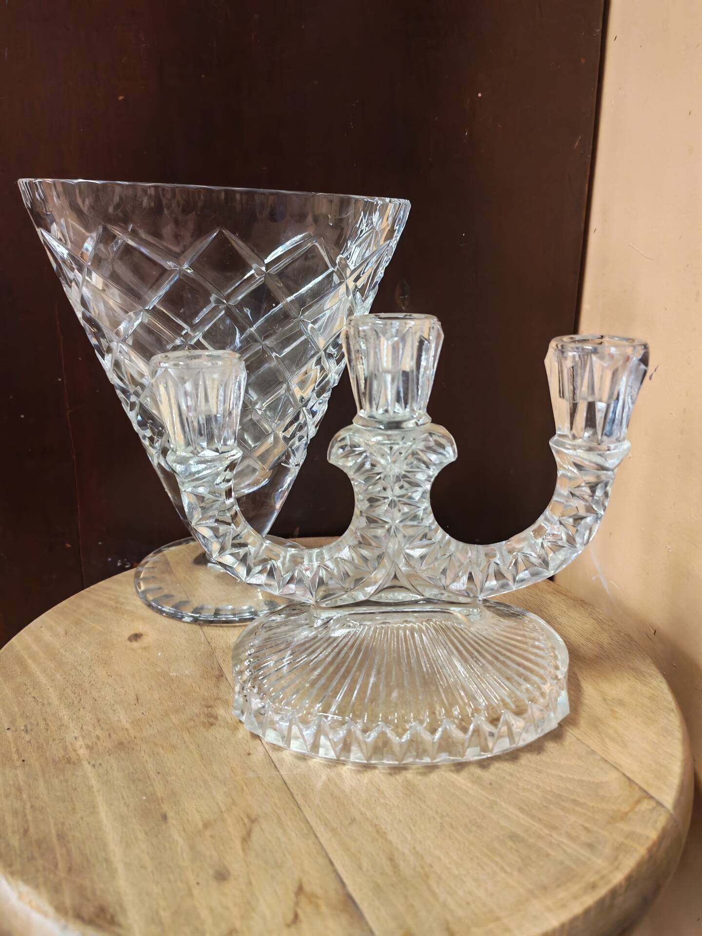 Candelabrum and fan vase in glass and crystal Art Deco style