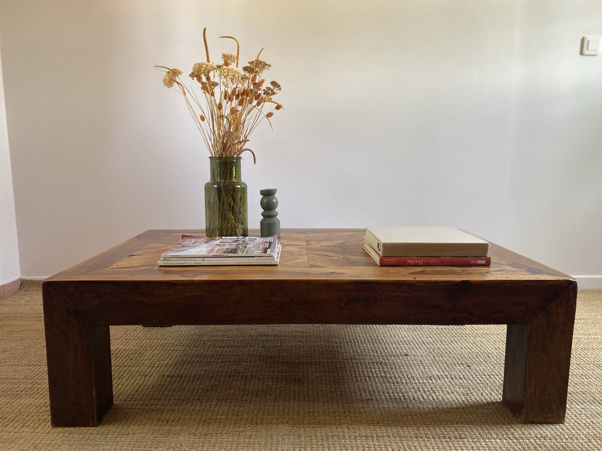 Solid wood coffee table with marquetry top