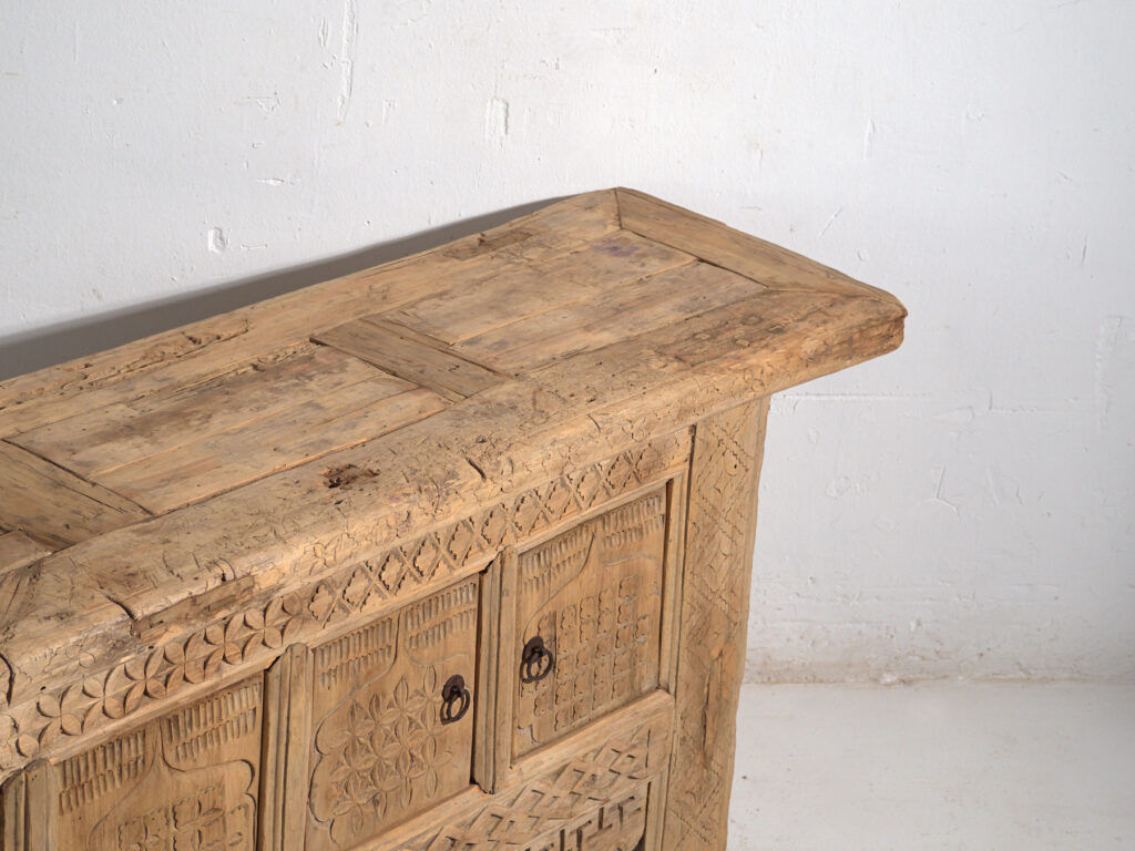 Antique carved pine buffet – China, circa 1900