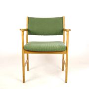 Fauteuil en chêne et velours années 60
