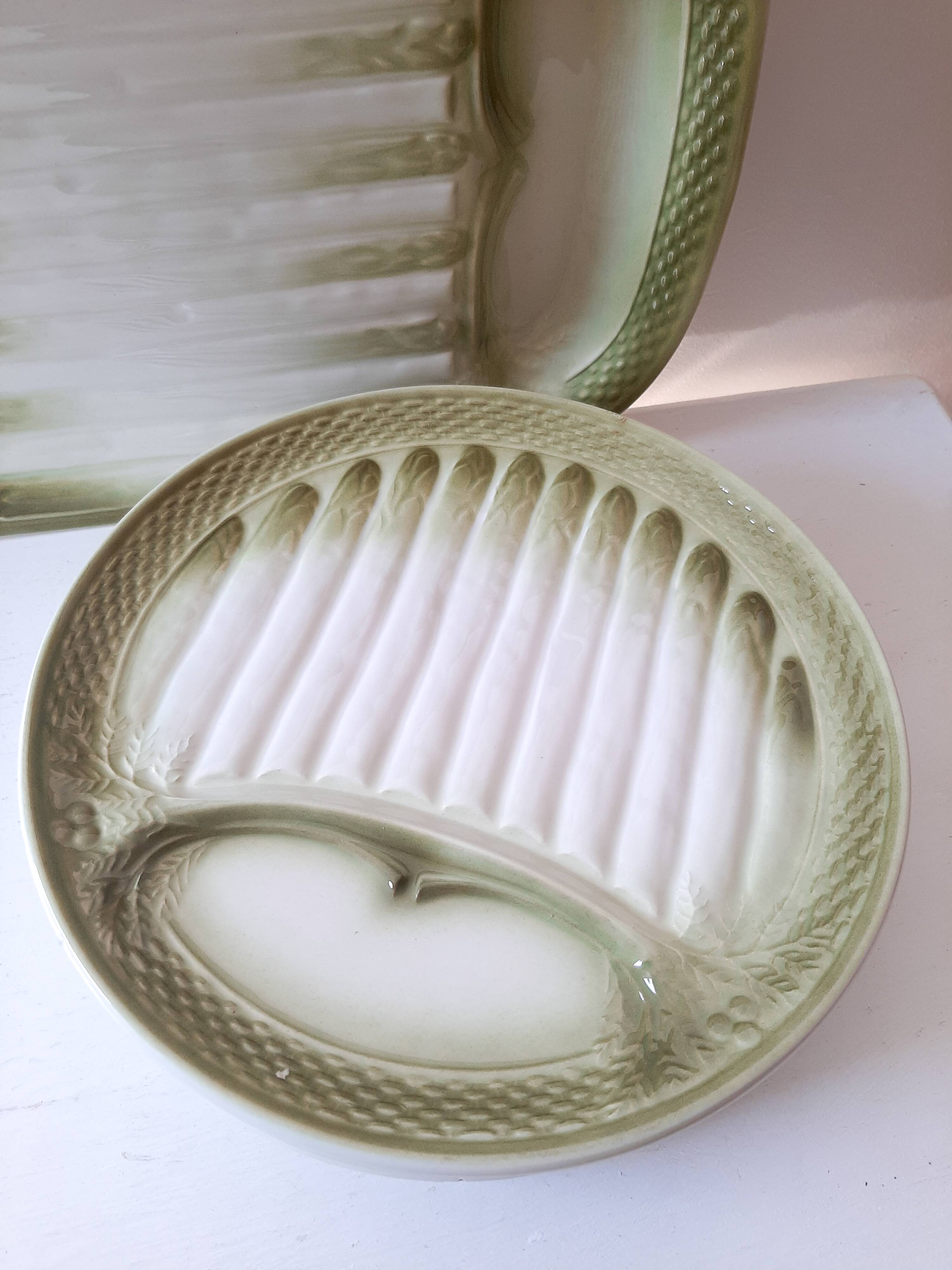 Asparagus service in green earthenware Moulin des Loups Orchies