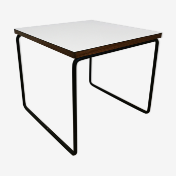 "Flying" table by Pierre Guariche for Steiner