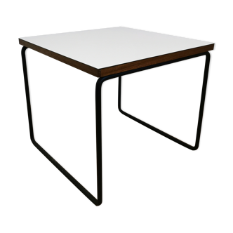 "Flying" table by Pierre Guariche for Steiner
