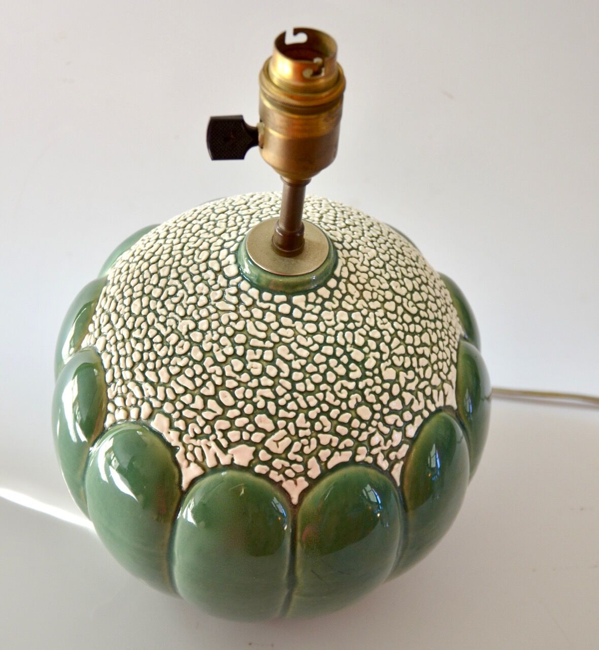 Pied de lampe boule art déco de Saint Clément 1930
