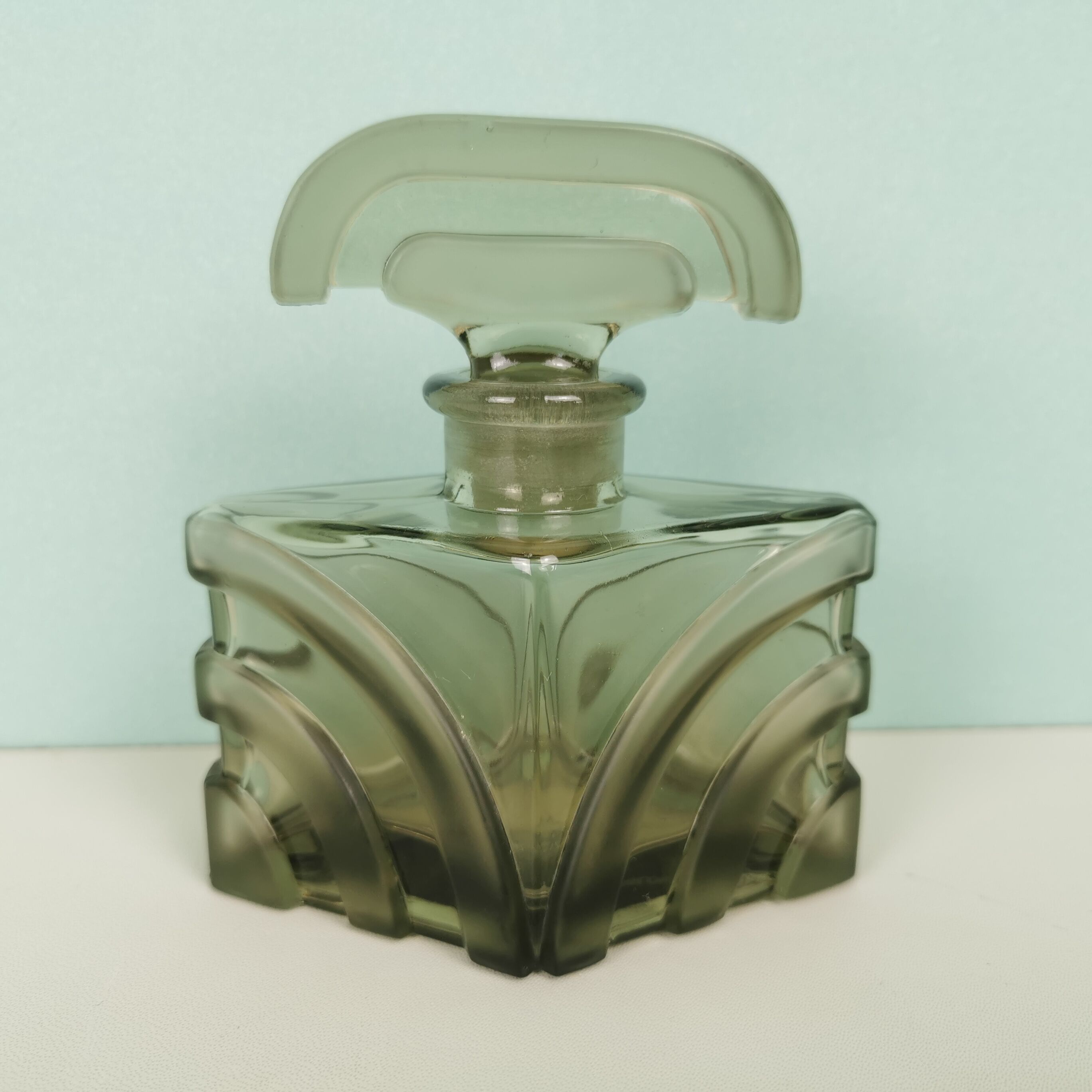 Art deco bottle and box