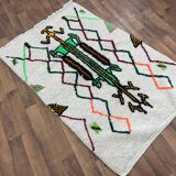 Handmade traditional carpet 250cm x 150cm Moroccan