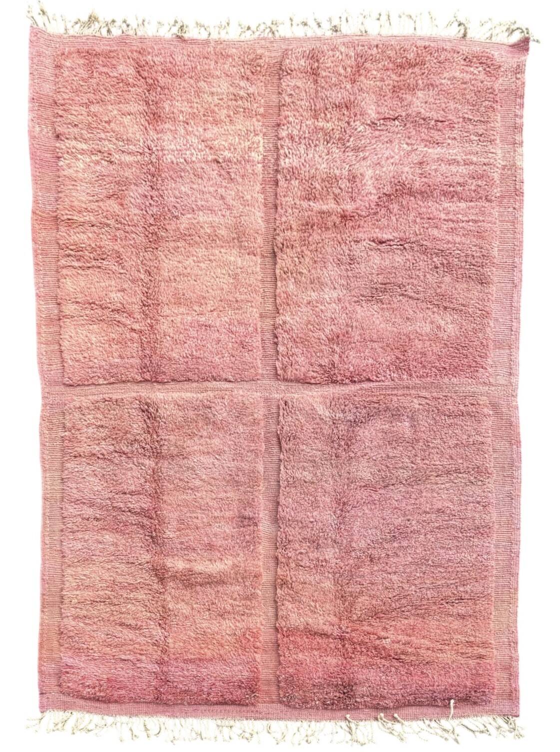 Tapis berbère rose à carreaux sur mesure
