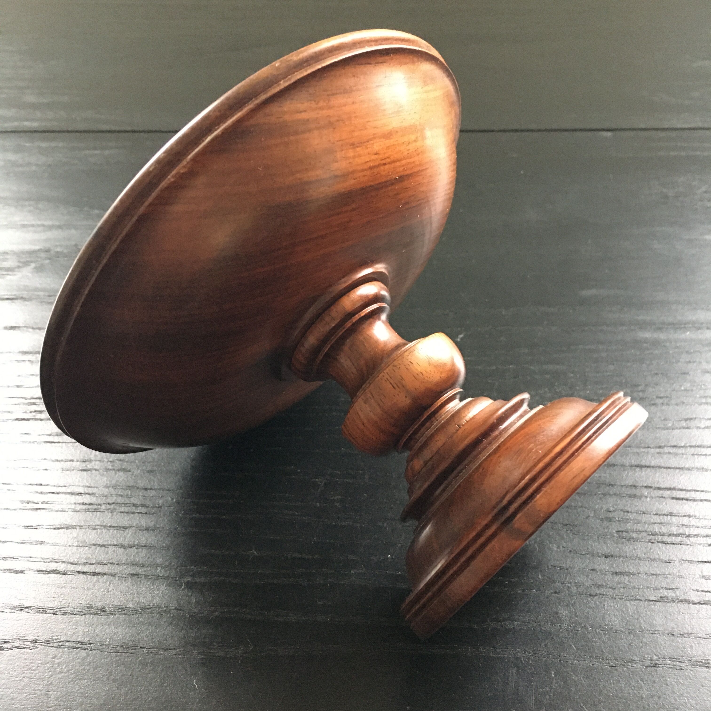 Wooden stand bowl