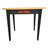 Small two-tone honey and black desk side table