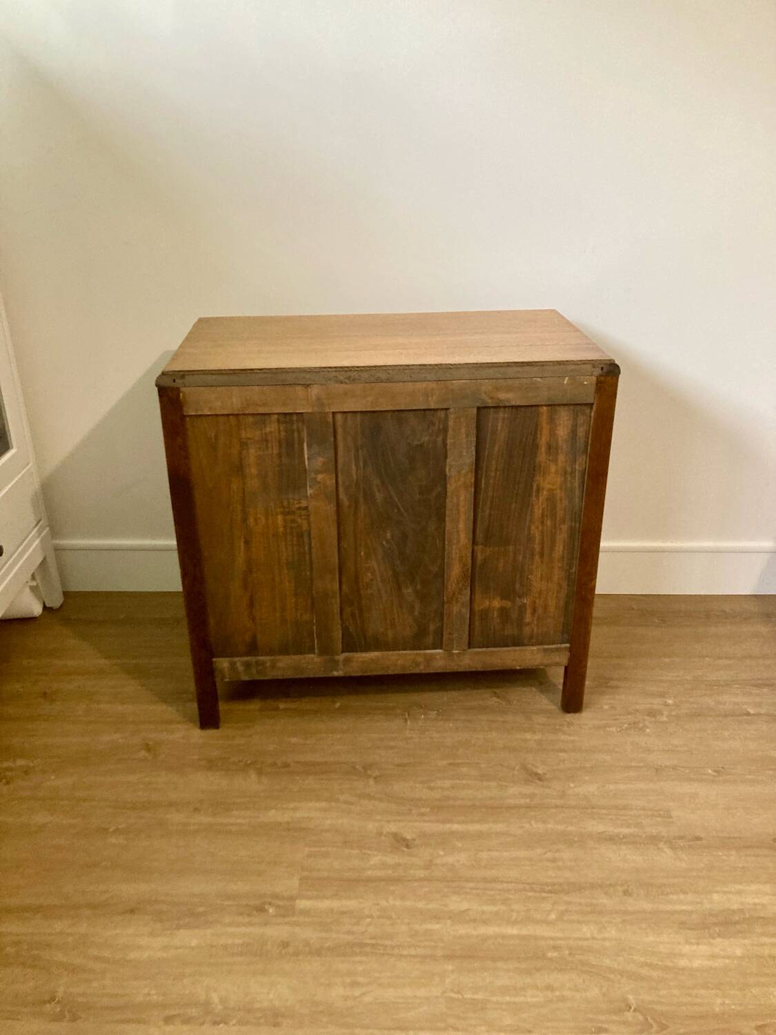 Art deco chest of drawers