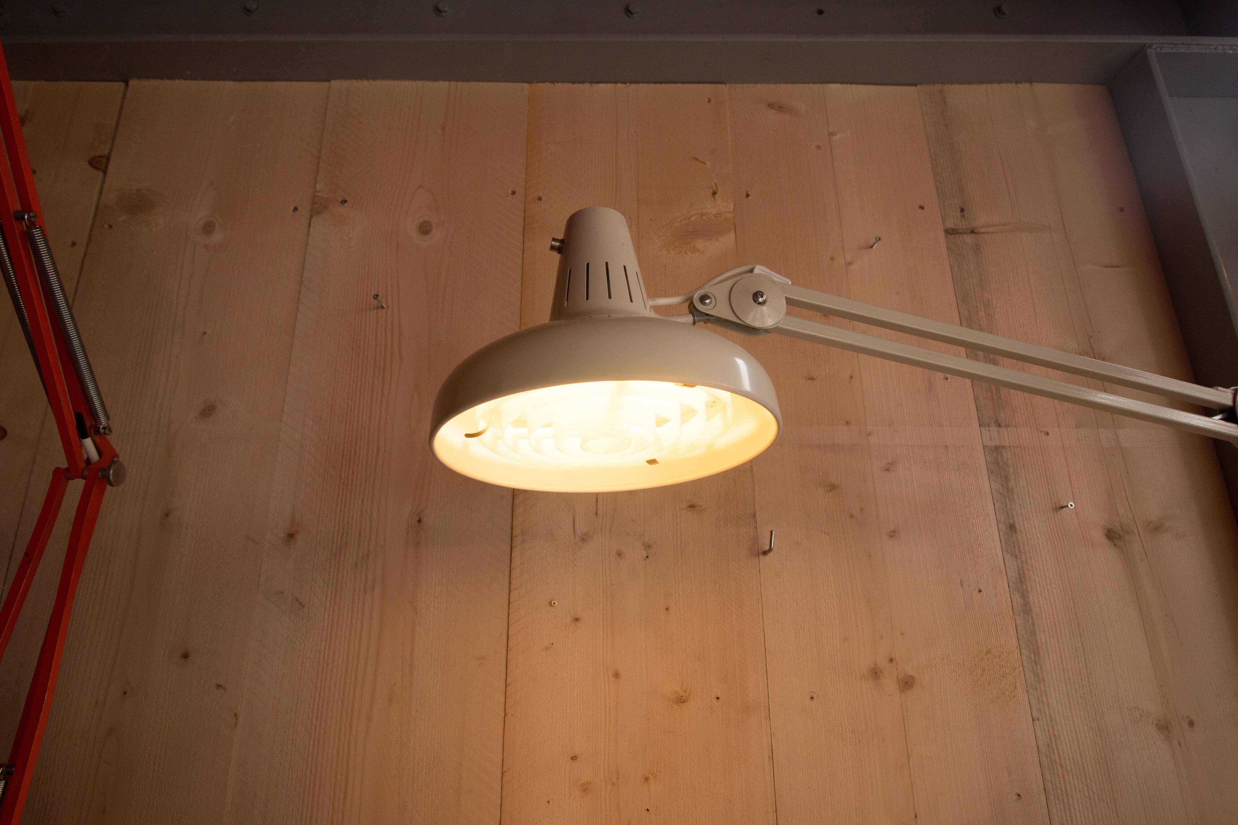 Large articulated Luxo lamp type MLS