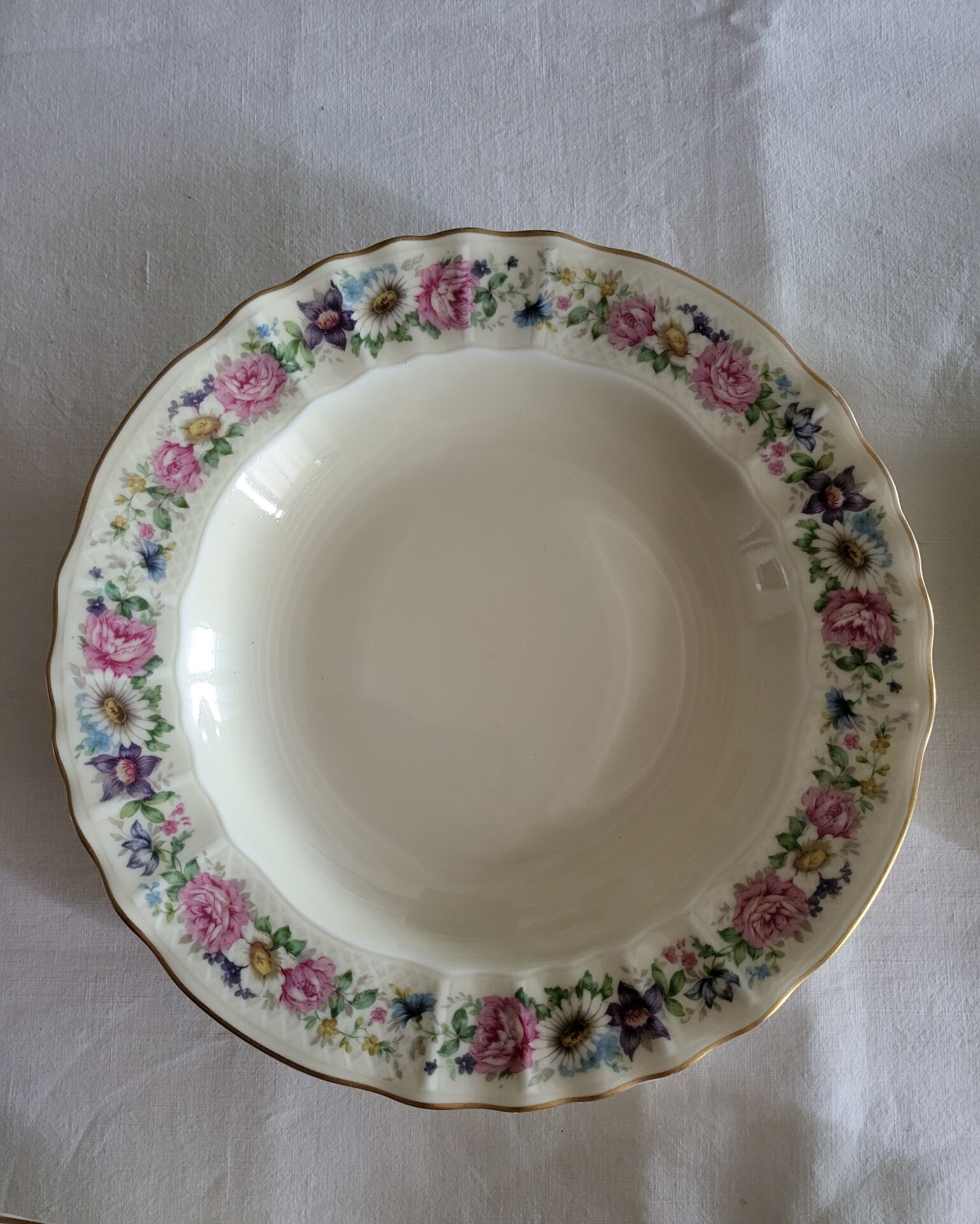 Limoges Bernardaud 4 Deep Plates in porcelain