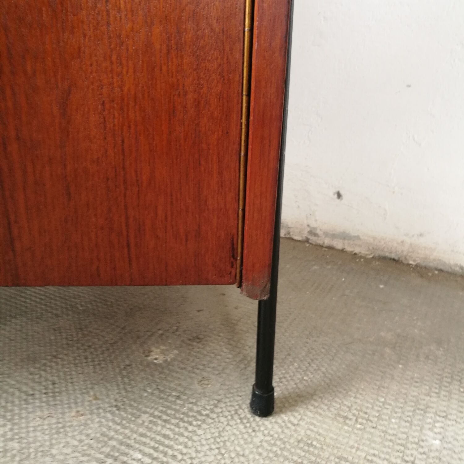 Scandinavian sideboard 2 teak doors, ladder base