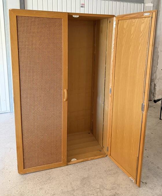Vintage wardrobe Derk Jan De Vries – 1960s/70s – Wood and Wicker
