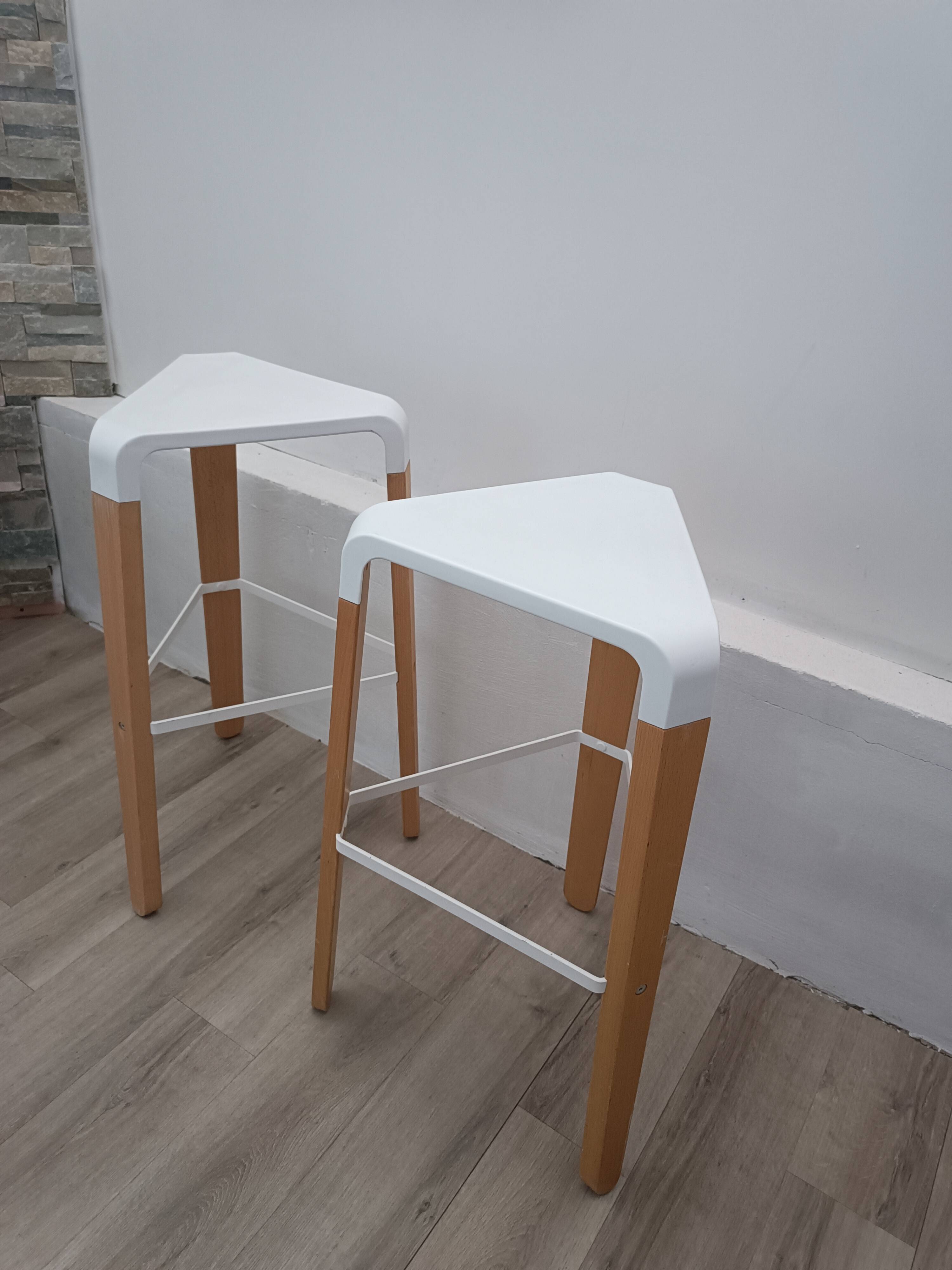 Picapau stools by Orlandini & Radice for Infiniti
