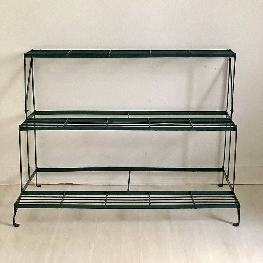 Green metal plant holder