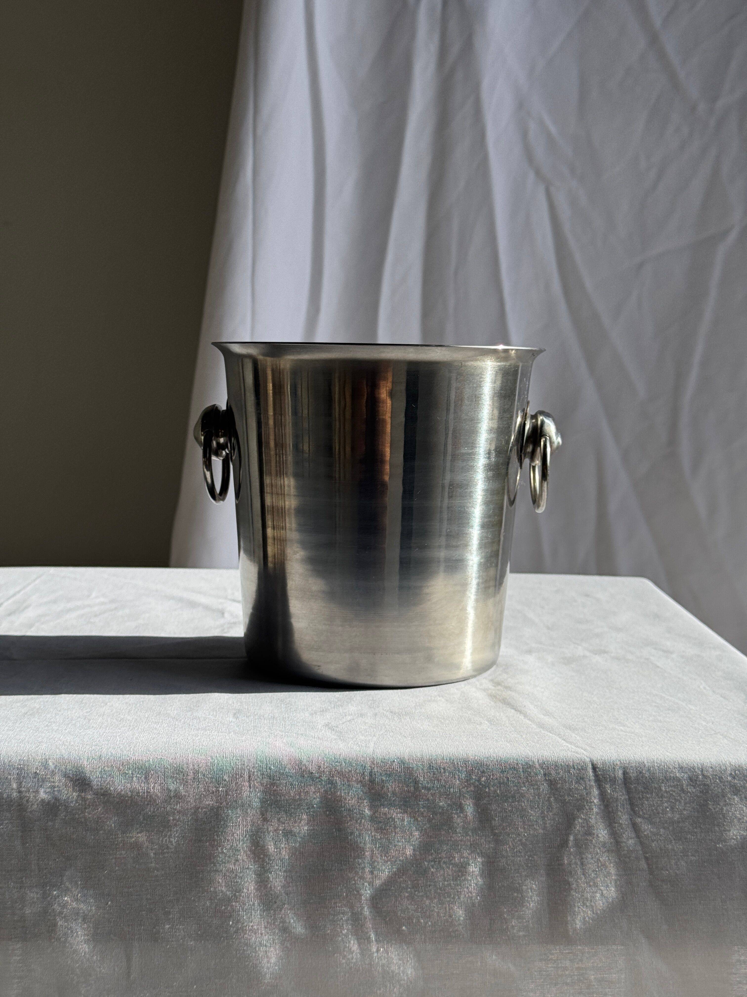 Vintage silver-plated champagne bucket H19