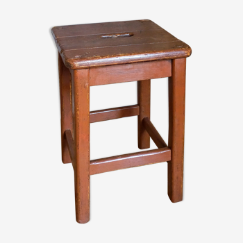 Tabouret d'atelier en bois massif ancien