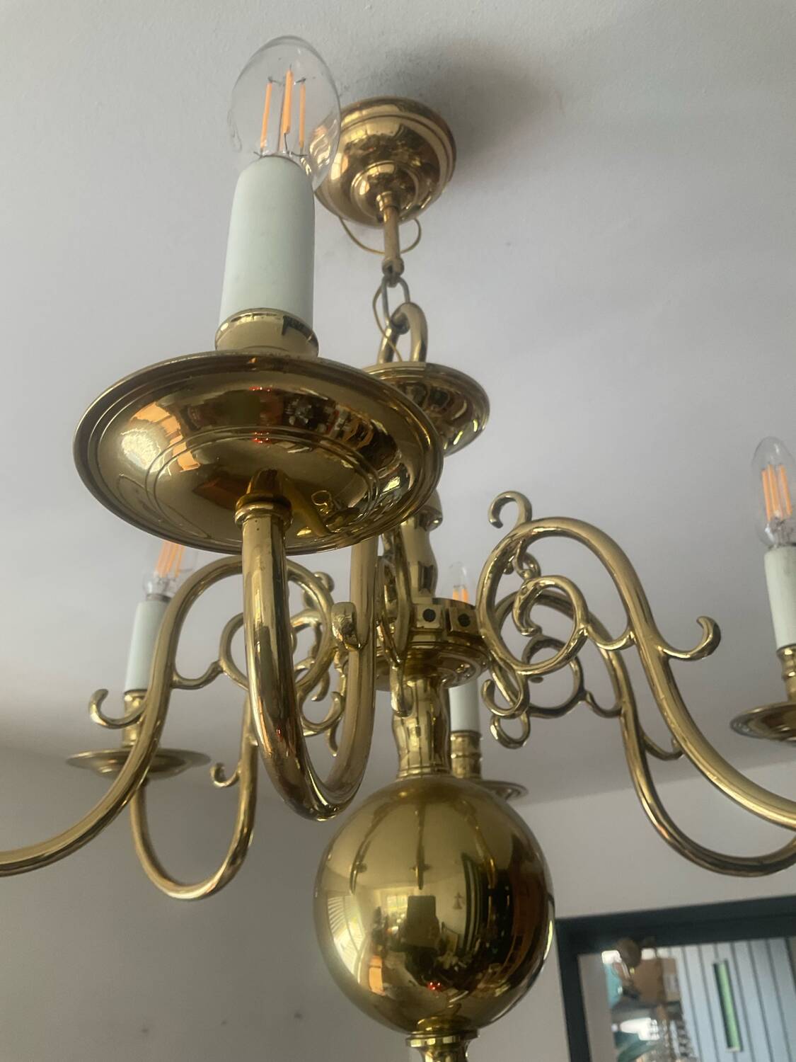 Antique Dutch 6-light chandelier in solid bronze