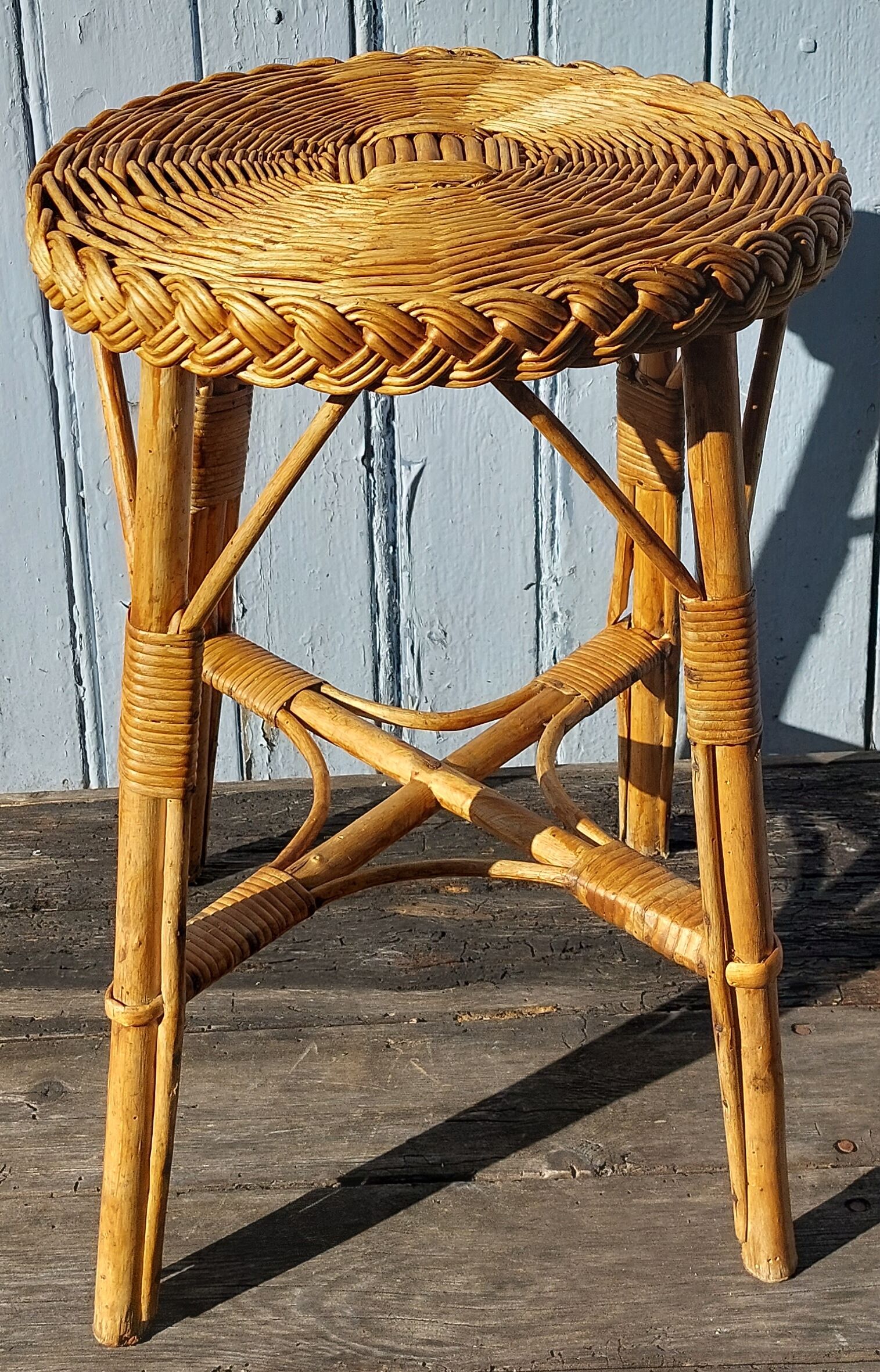 Wicker stool