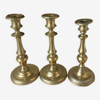 Set of 3 yellow copper candlesticks
