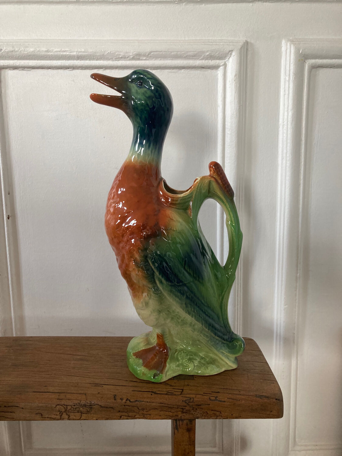 Duck pitcher