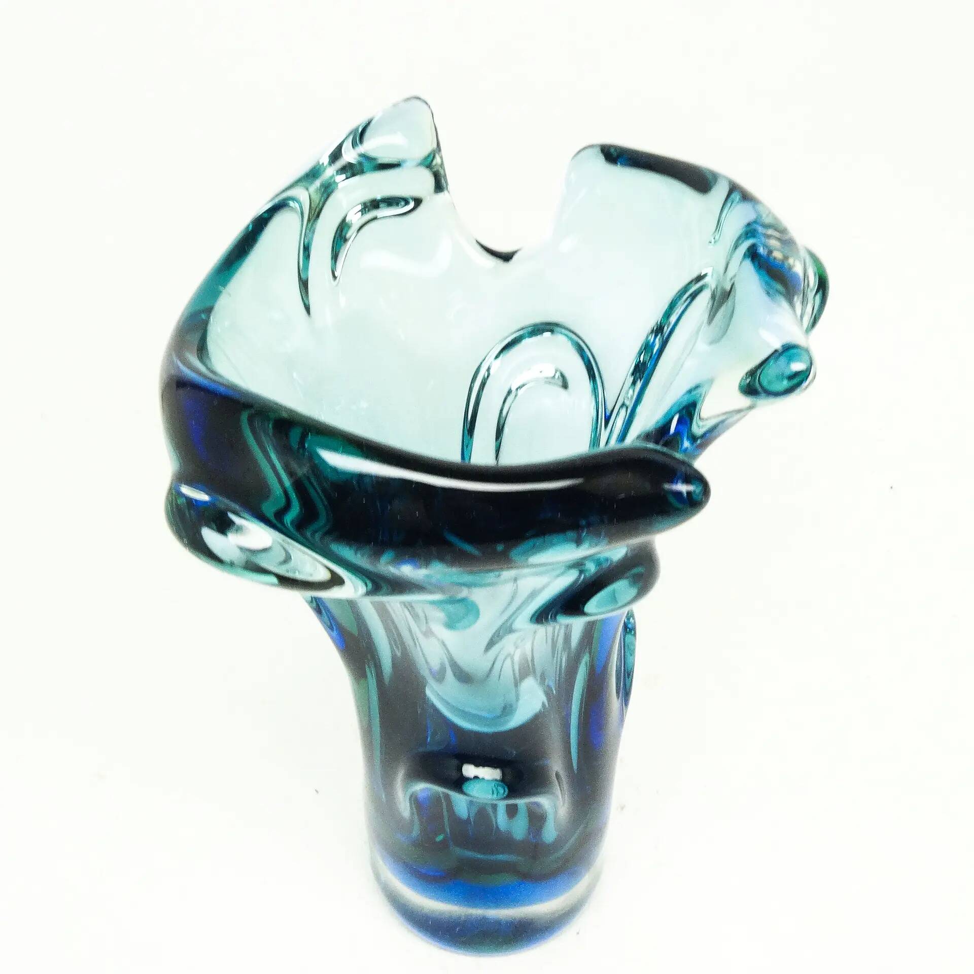 Vase moderne du milieu du siècle, en verre multicolore, conçu par J. Hospodka, Tchécoslovaquie, années 1960.