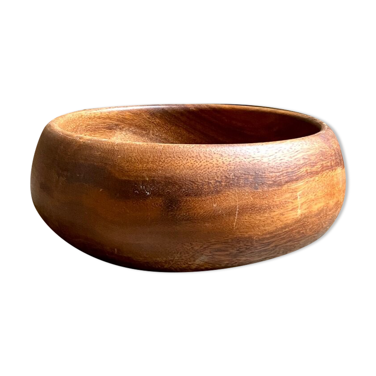 Salad bowl, cut into turned wood