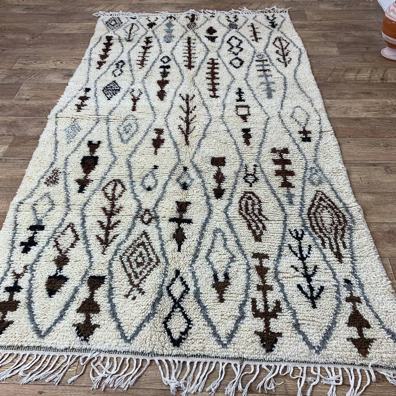 Handmade Moroccan Berber rug 254 X 144 CM