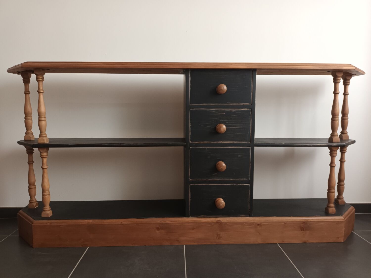 Draper's trade furniture