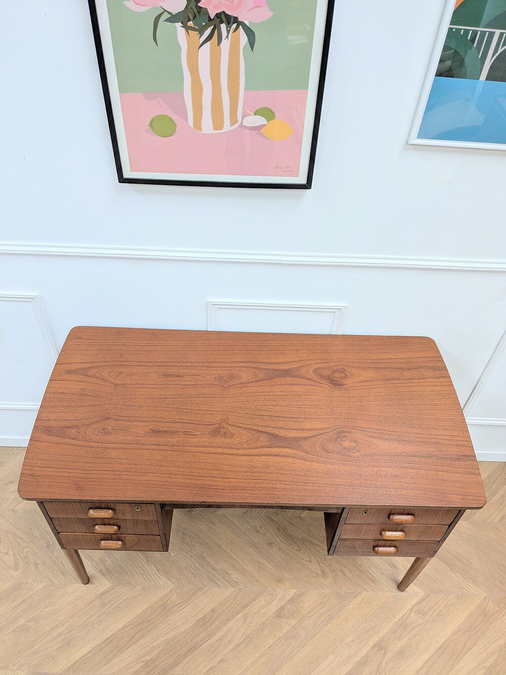 Scandinavian desk