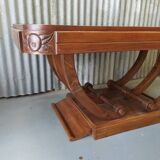 Art deco table