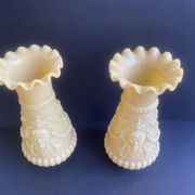 Pair of vintage Vierzon beige opaline vases