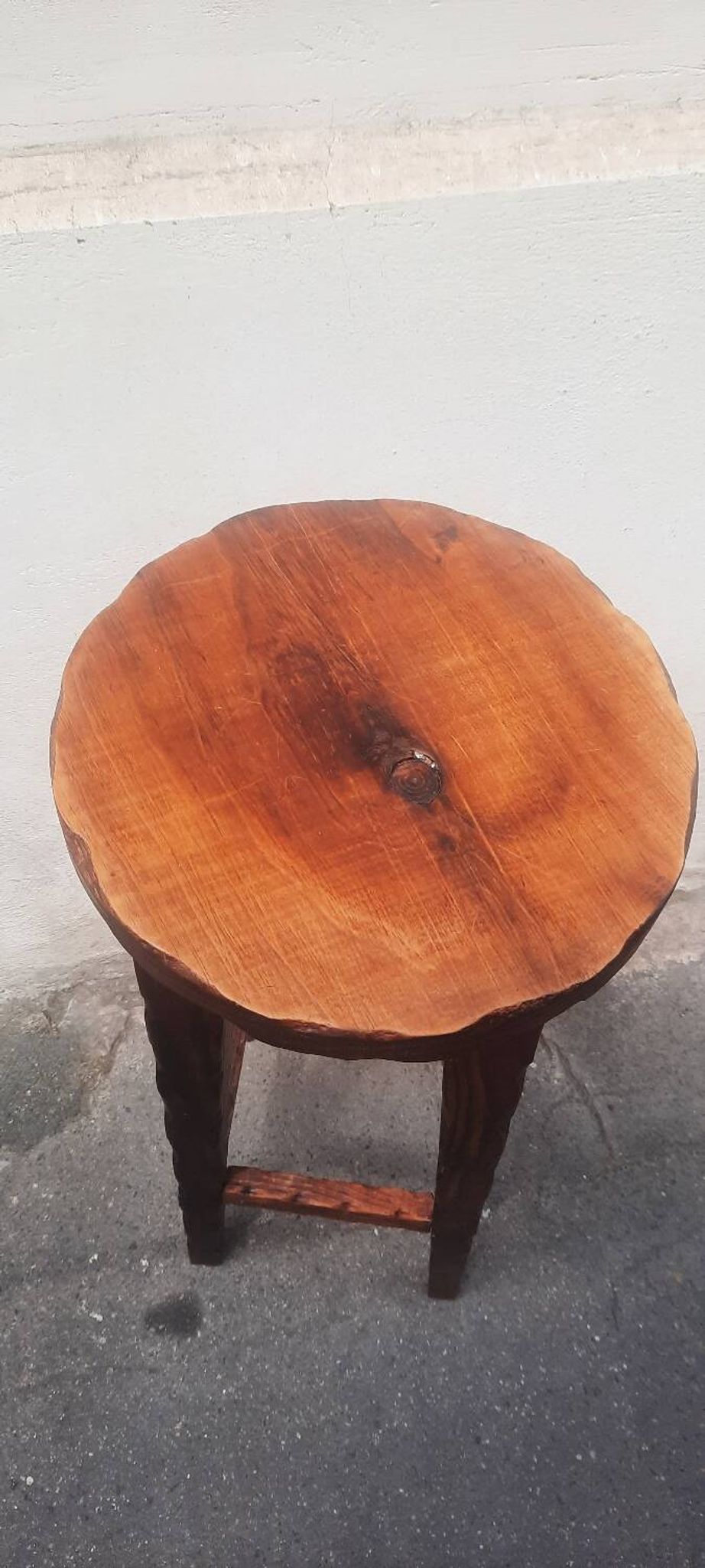 Tabouret de bar style brutaliste