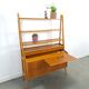 Teak fineer kast uit Zweden met lades, legplank en uitschuifbare plank