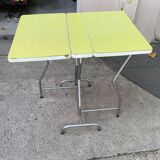 Table de cuisine vintage en Formica