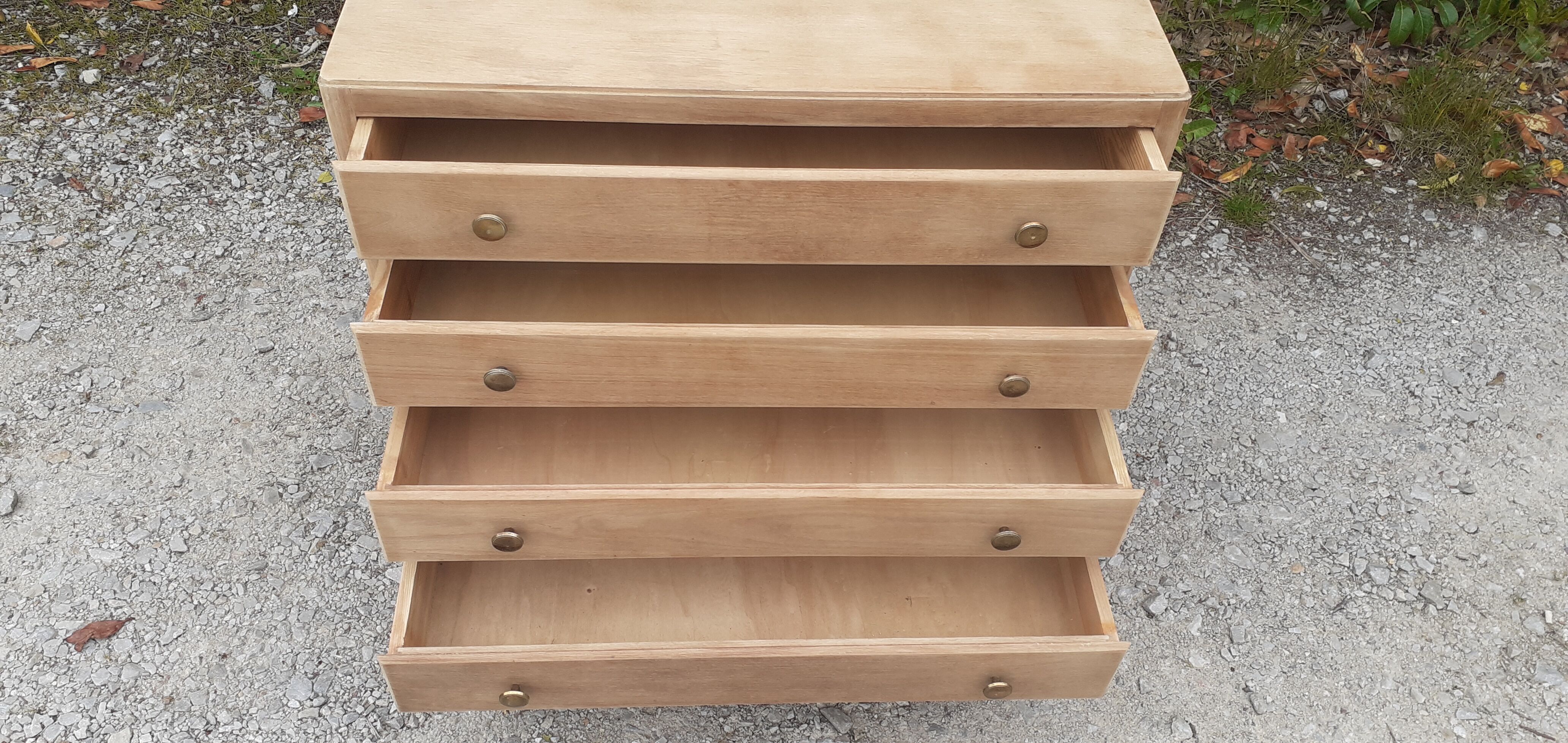 Dresser 4 drawers feet compass vintage raw wood