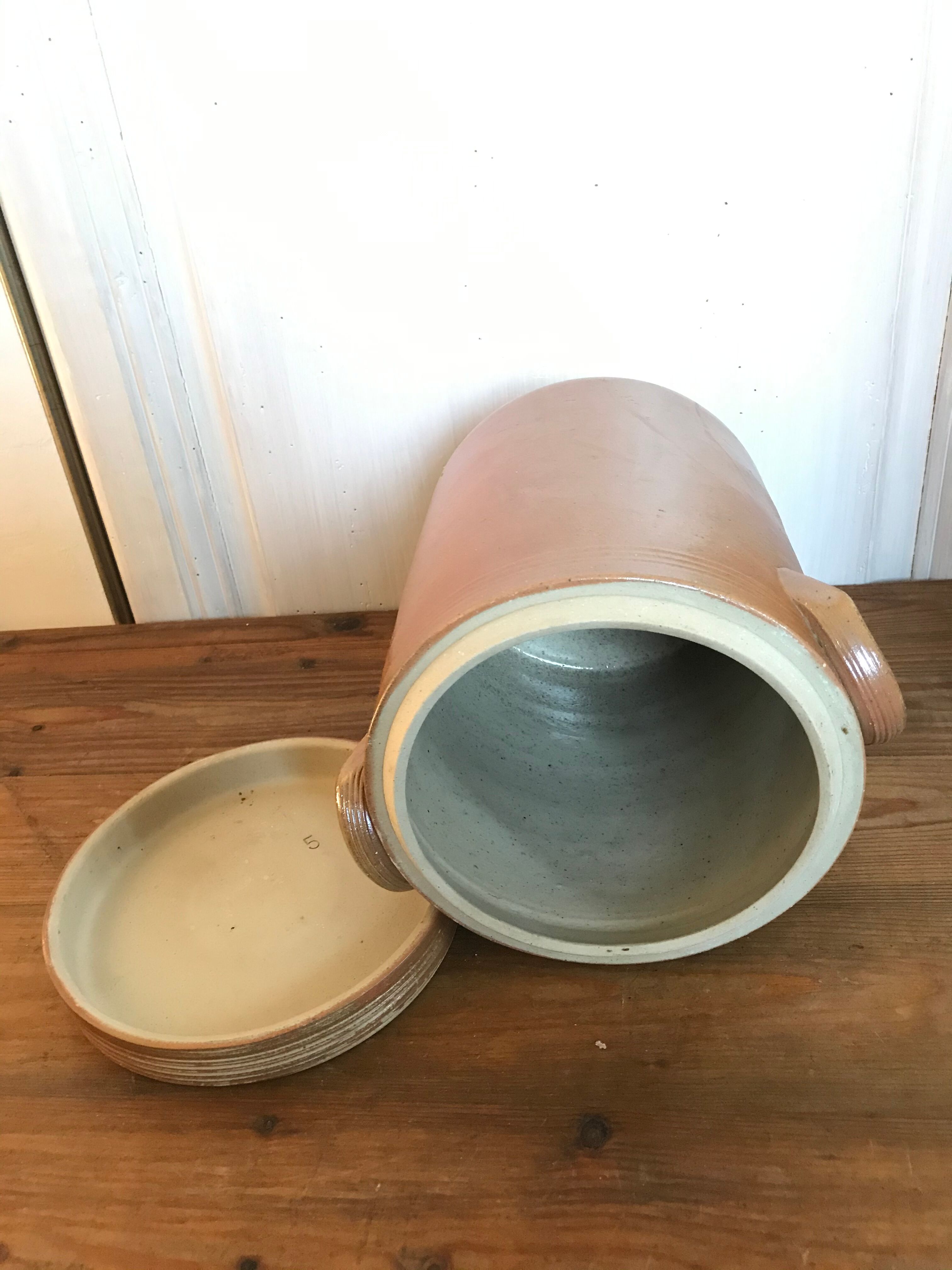 Old 4l sandstone pot