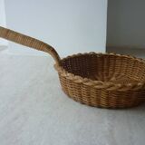 Wicker stove-shaped basket